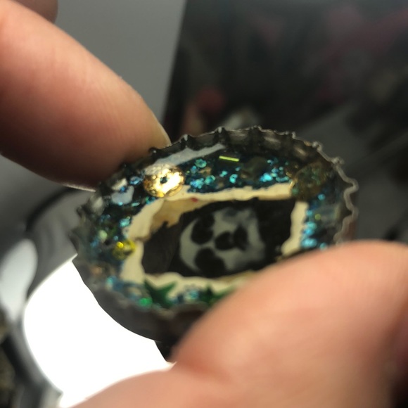 Morrissey Bottle cap pin Handmade by ME - Picture 5 of 5